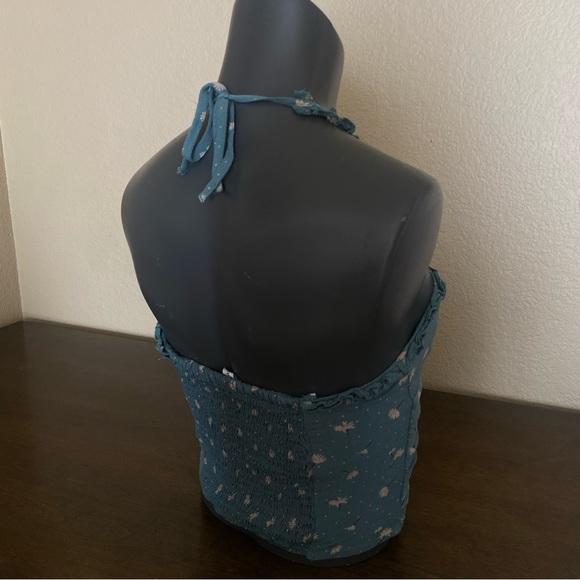 GREEN HALTER TOP - Picture 10 of 10